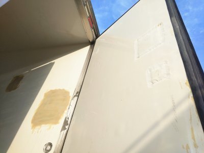 冷藏車的價格有區(qū)別，原來是在材料上動了手腳